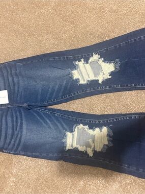 Zenana Outfitters Dark Blue Distressed Skinny Jeans
